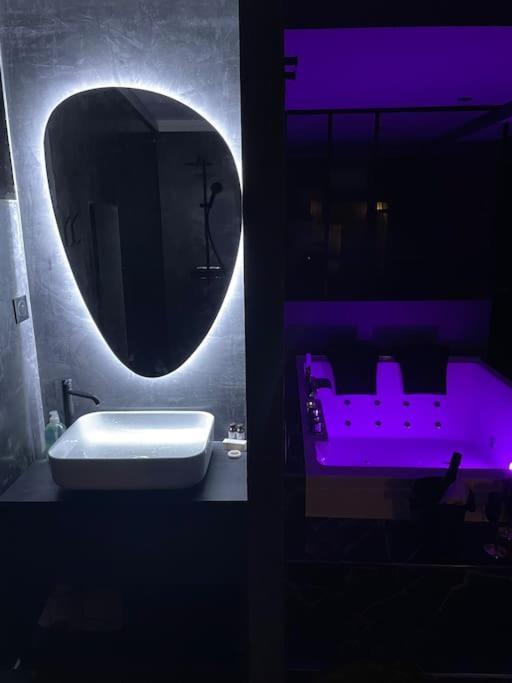 Le Cocon Des Granges - Suite Sauna Jaccuzi Spa Bonnieres-sur-Seine Exterior foto